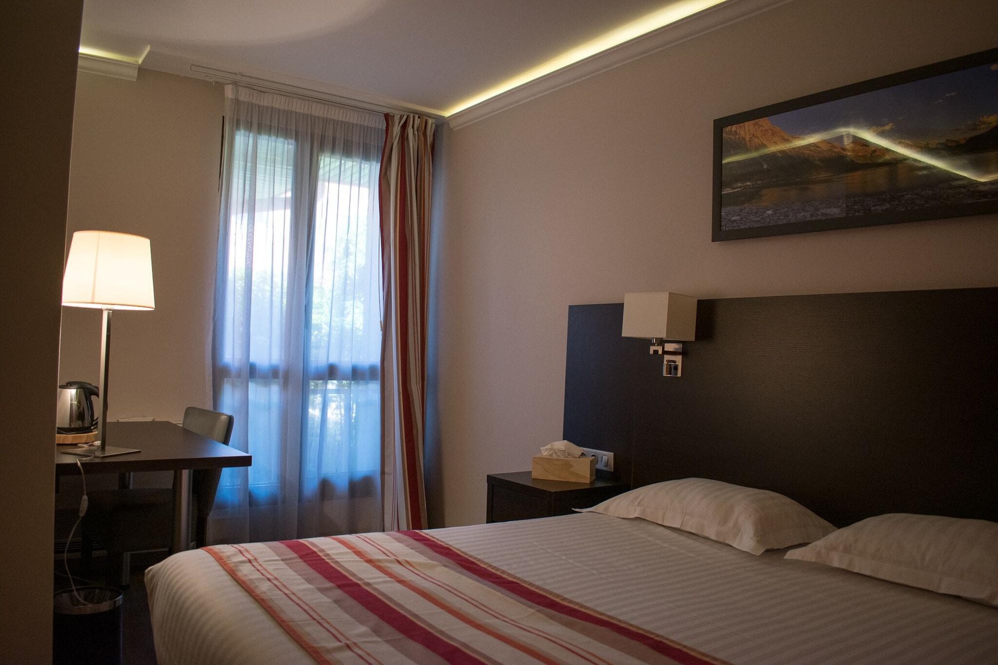 Contact Hotel Be Guest Limoges Sud ภายนอก รูปภาพ