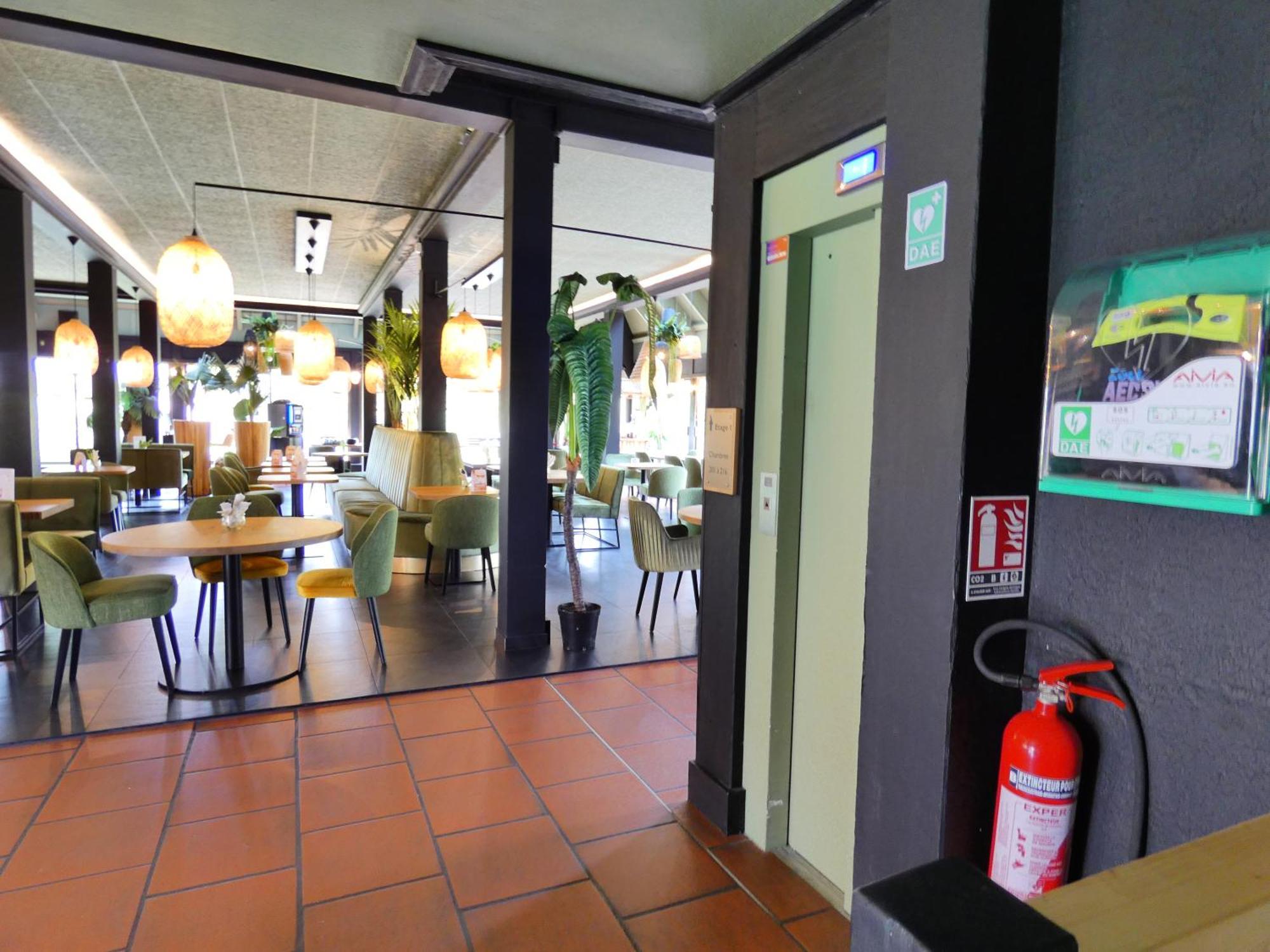 Contact Hotel Be Guest Limoges Sud ภายนอก รูปภาพ
