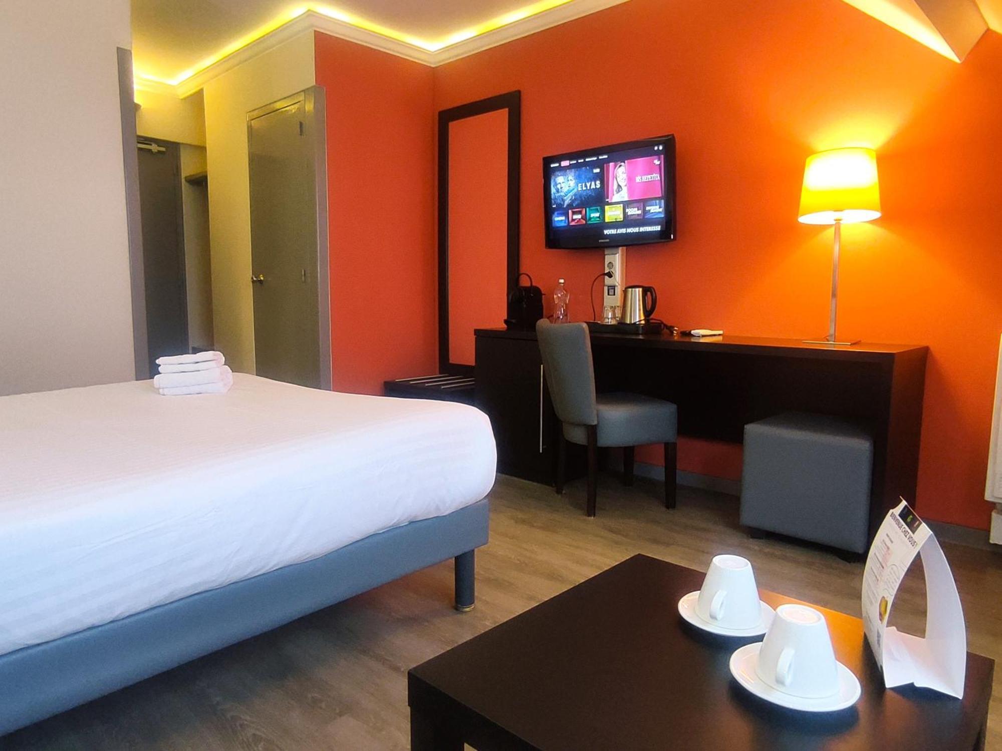 Contact Hotel Be Guest Limoges Sud ภายนอก รูปภาพ