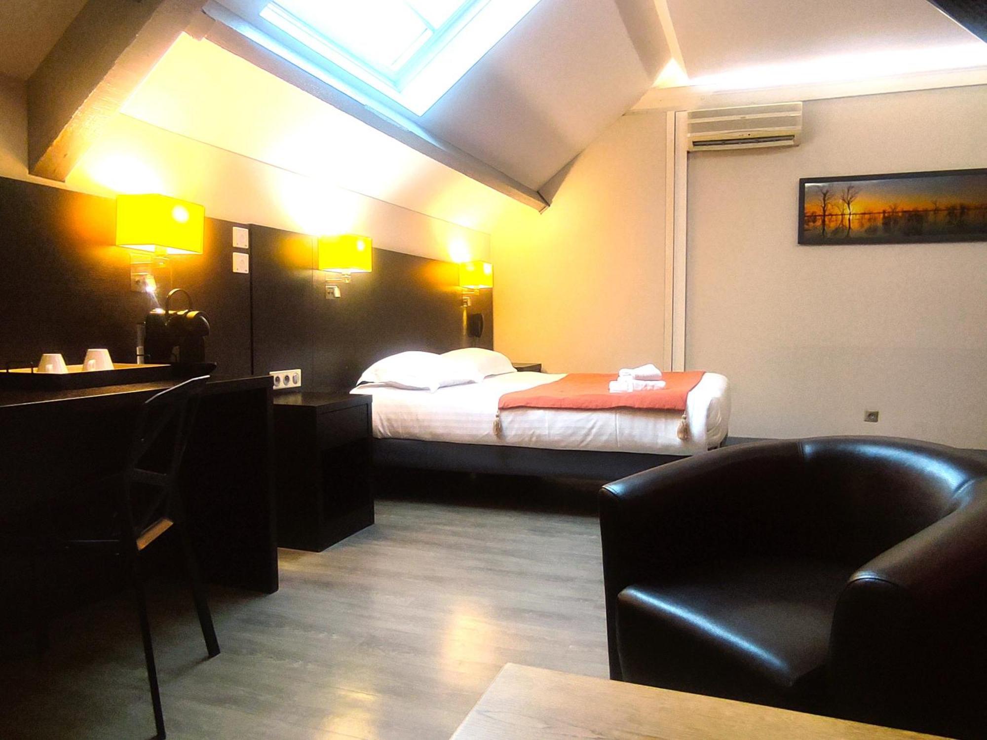 Contact Hotel Be Guest Limoges Sud ภายนอก รูปภาพ