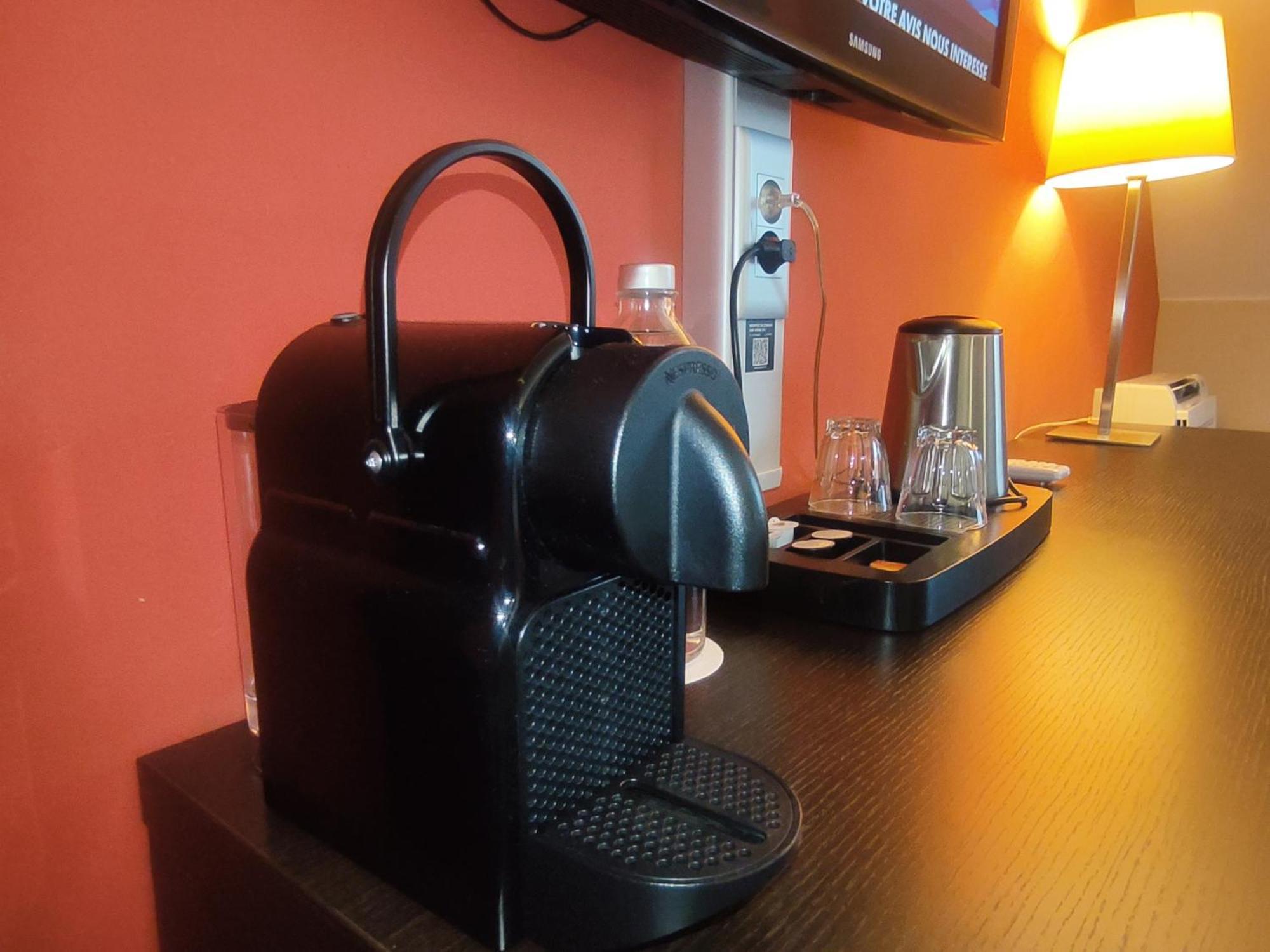 Contact Hotel Be Guest Limoges Sud ภายนอก รูปภาพ