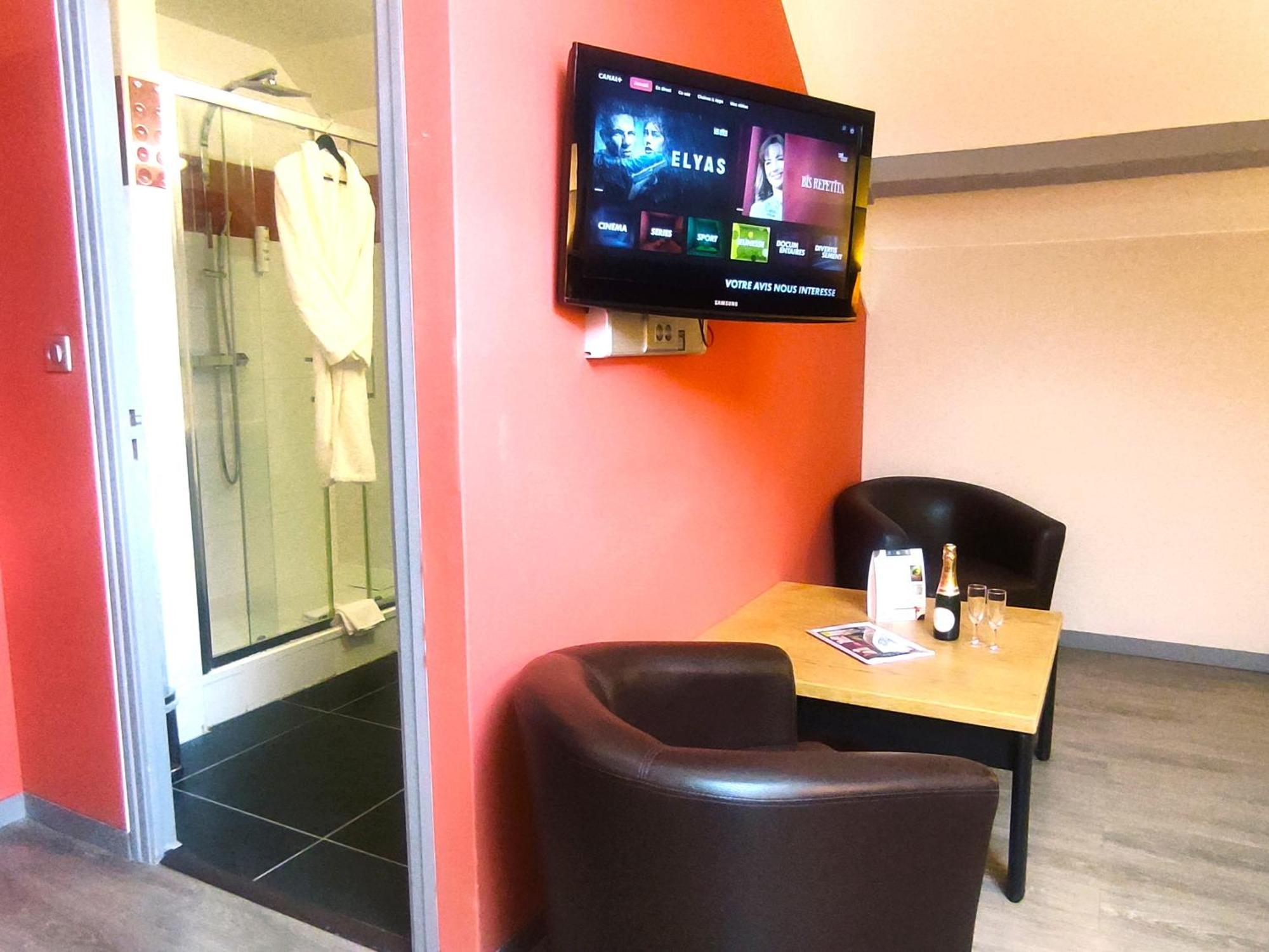 Contact Hotel Be Guest Limoges Sud ภายนอก รูปภาพ
