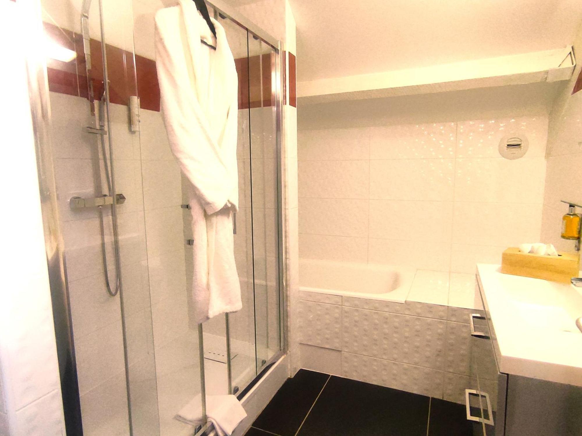 Contact Hotel Be Guest Limoges Sud ภายนอก รูปภาพ
