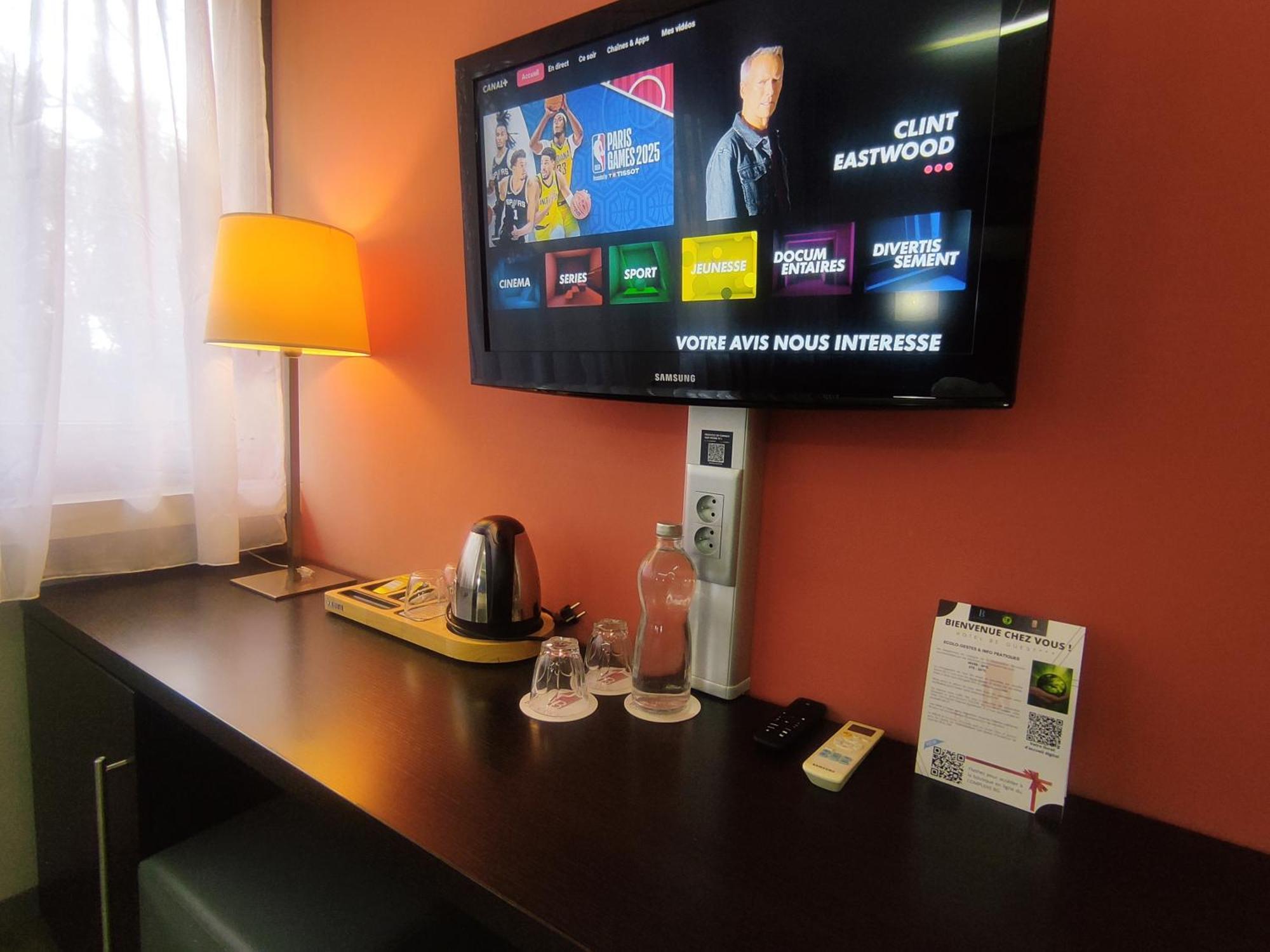 Contact Hotel Be Guest Limoges Sud ภายนอก รูปภาพ